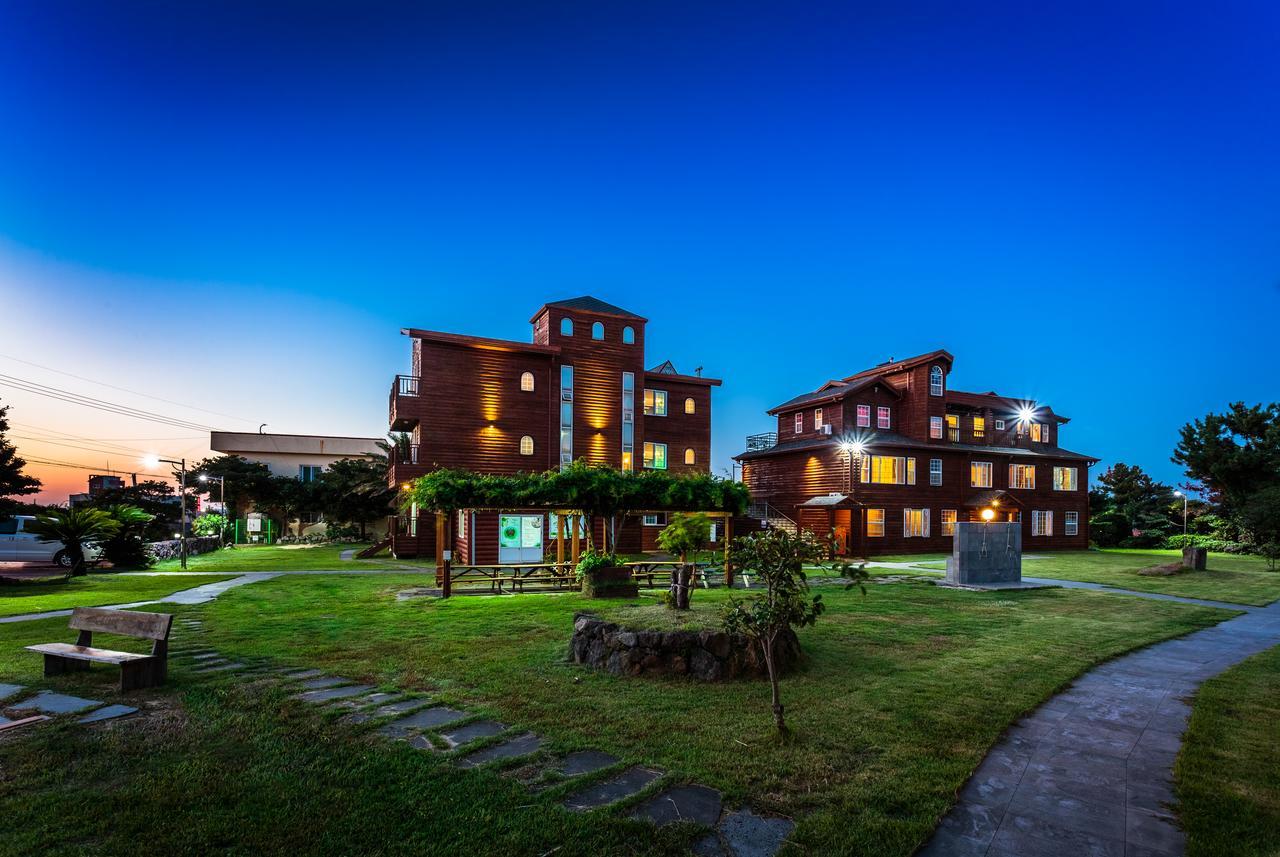 Cadelhas Hotel Jeju Exterior foto