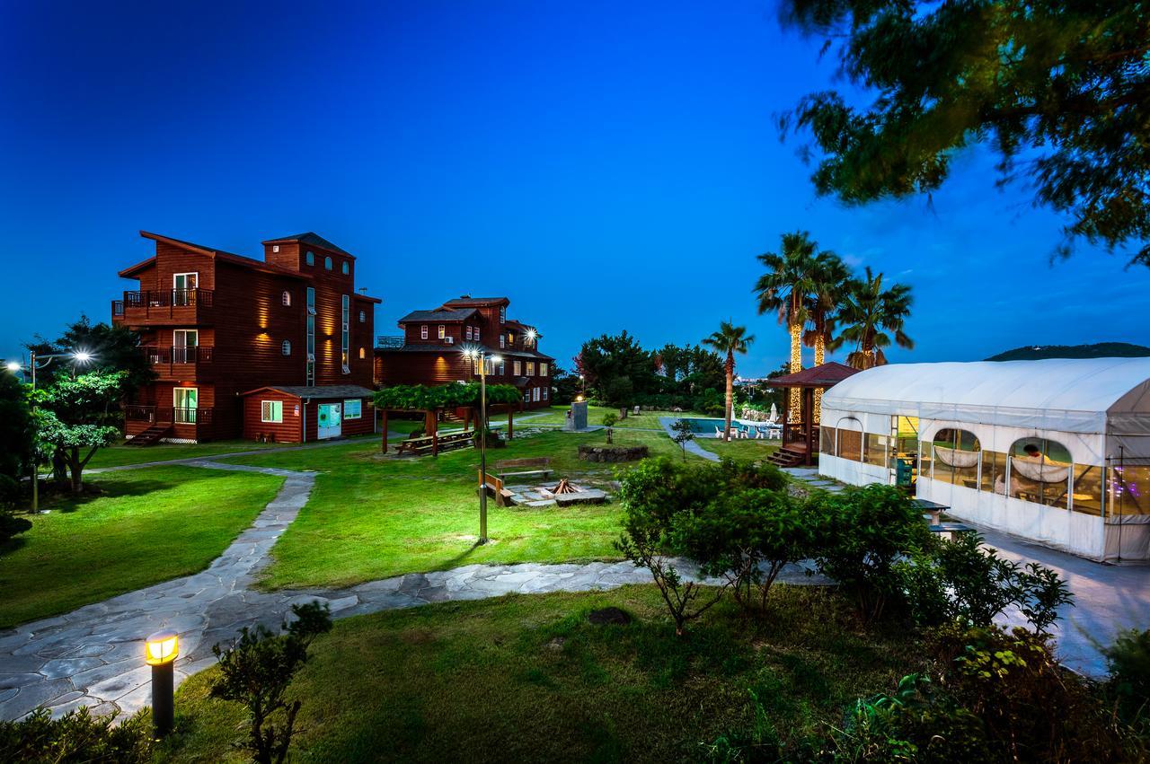 Cadelhas Hotel Jeju Exterior foto